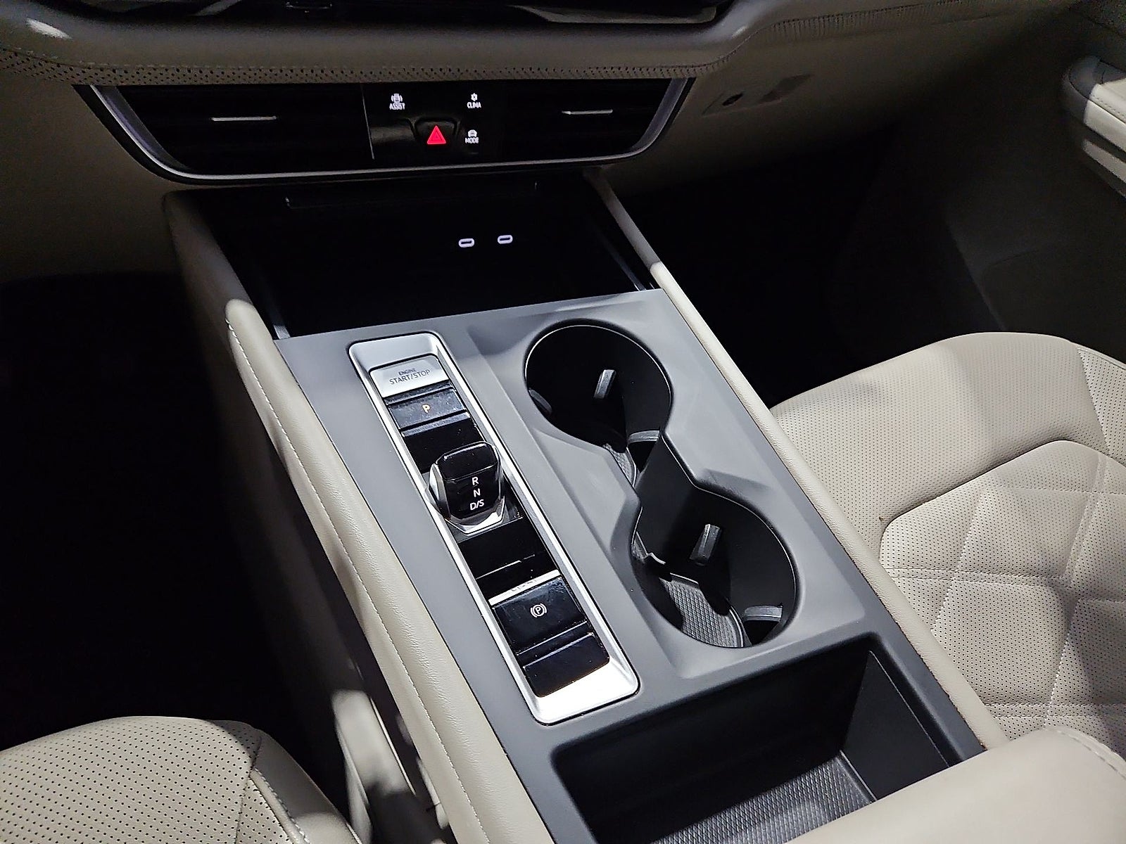 2024 Volkswagen Atlas 2.0T SE