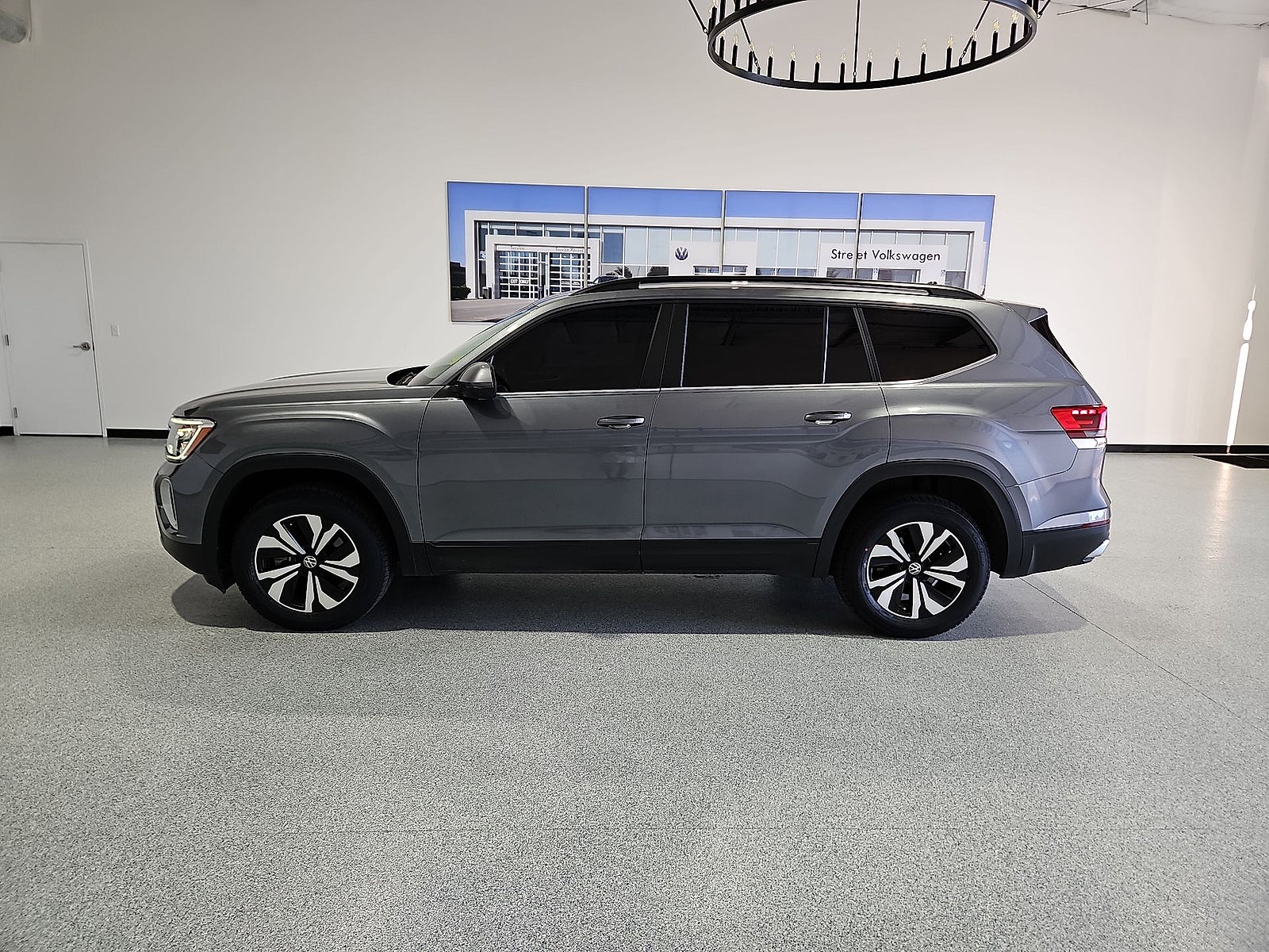 2024 Volkswagen Atlas 2.0T SE
