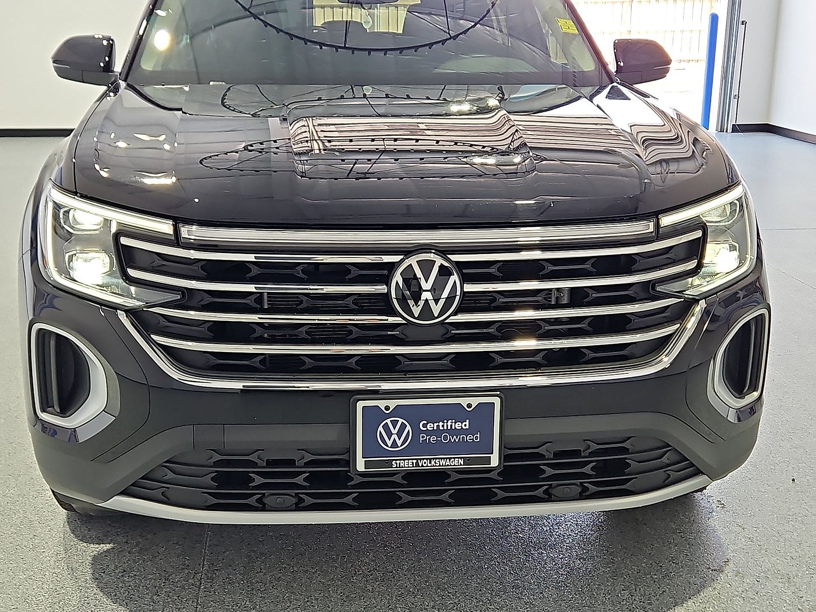 2024 Volkswagen Atlas 2.0T SE