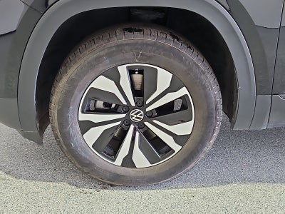 2024 Volkswagen Atlas 2.0T SE
