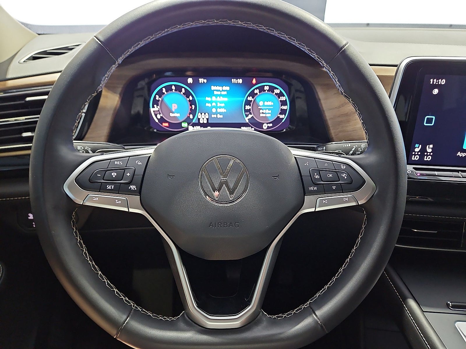 2024 Volkswagen Atlas 2.0T SE