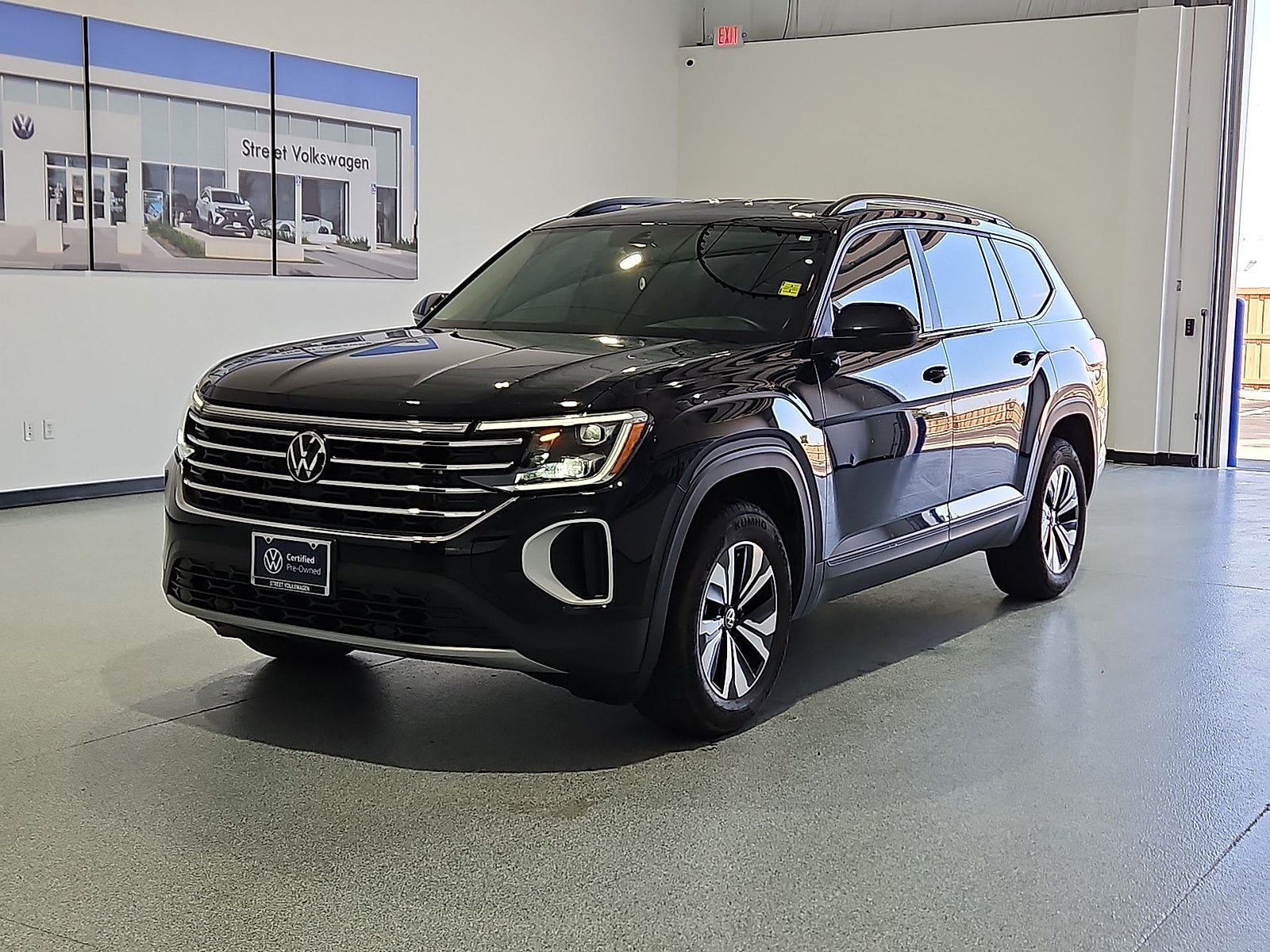2024 Volkswagen Atlas 2.0T SE