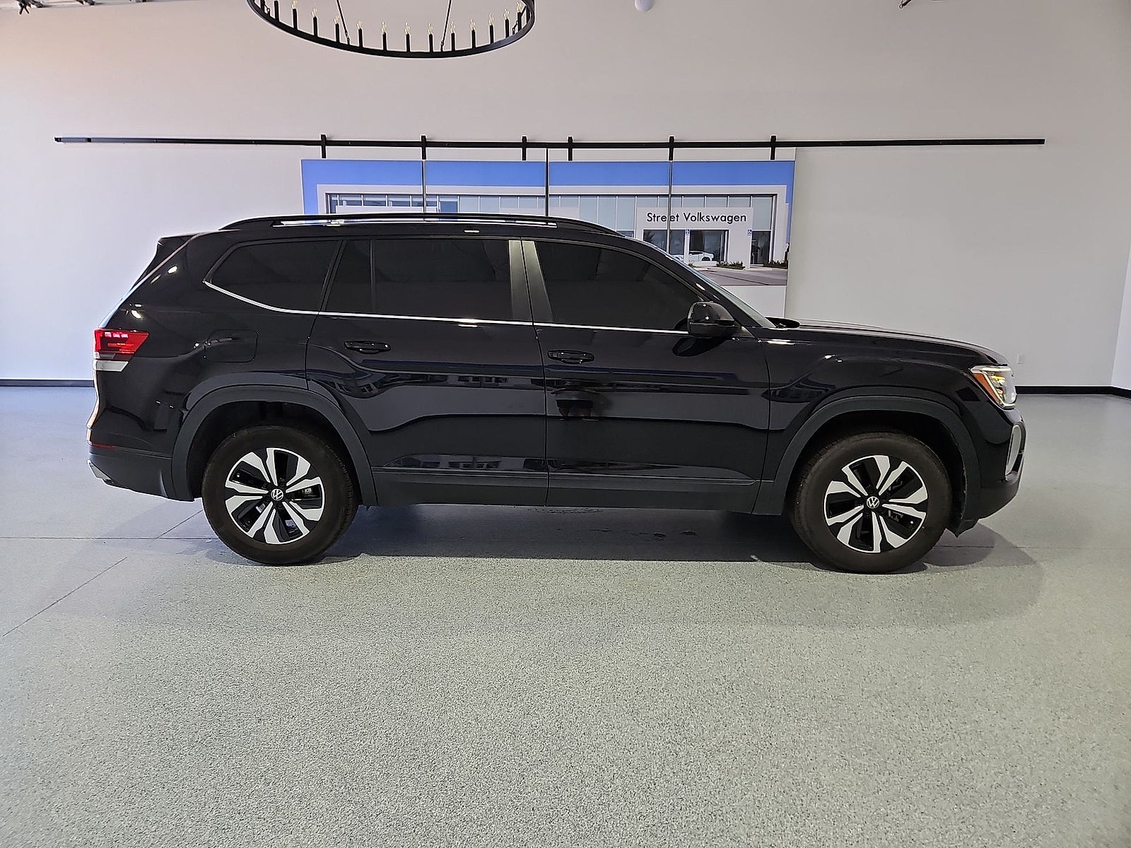 2024 Volkswagen Atlas 2.0T SE