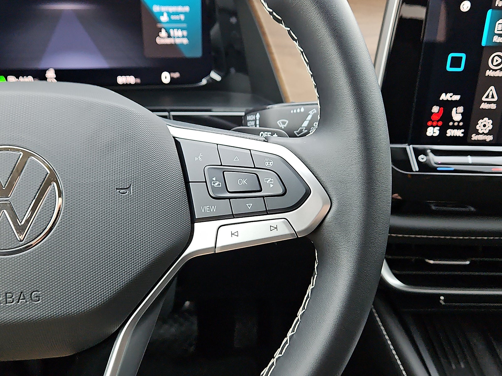 2025 Volkswagen Atlas 2.0T SE