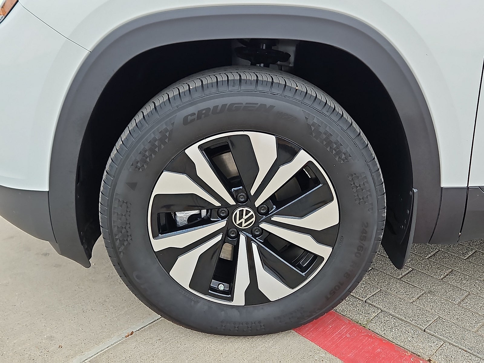 2025 Volkswagen Atlas 2.0T SE