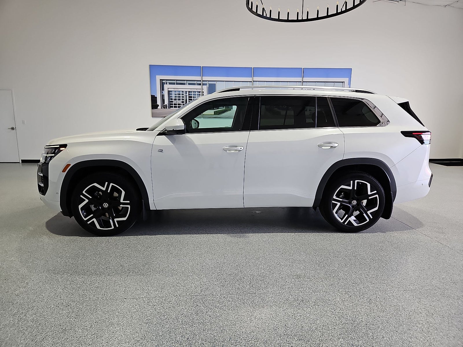 2027 Volkswagen Atlas SEL Premium R-Line