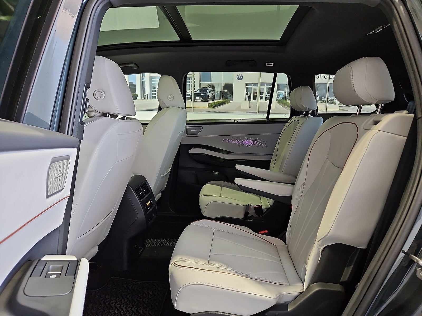 2027 Volkswagen Atlas SEL Premium R-Line