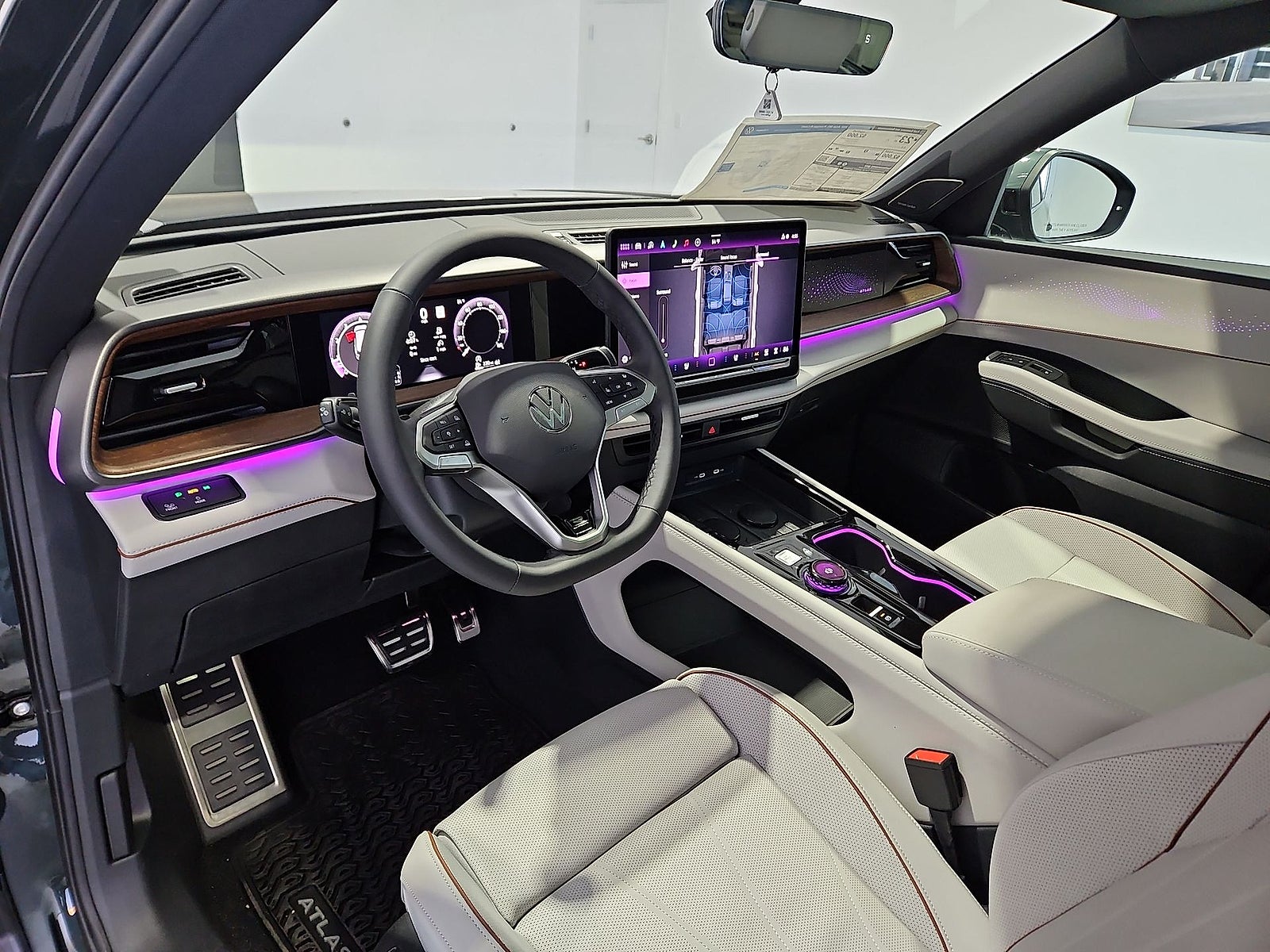 2027 Volkswagen Atlas SEL Premium R-Line