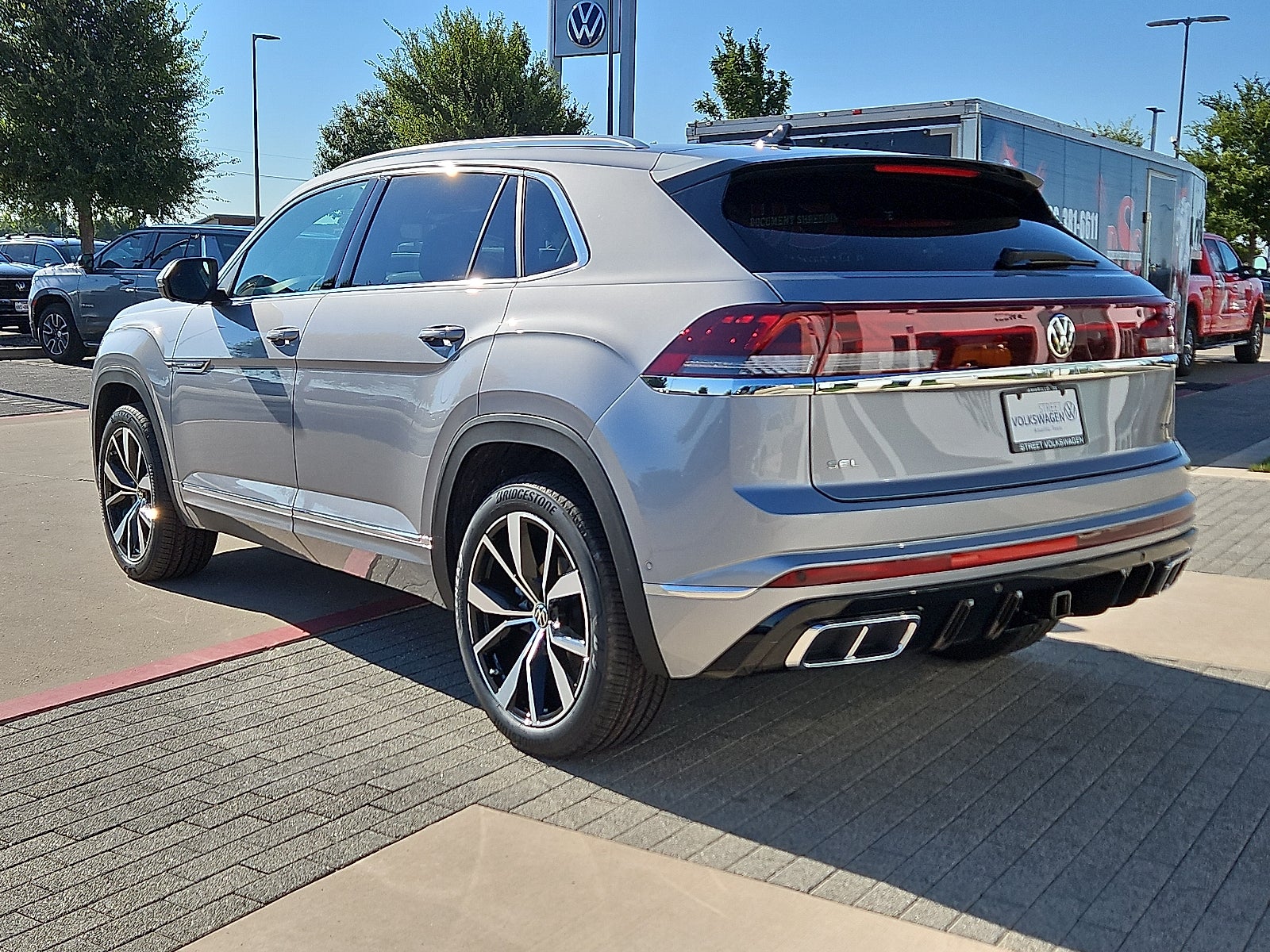 2026 Volkswagen Atlas Cross Sport 2.0T SEL Premium R-Line