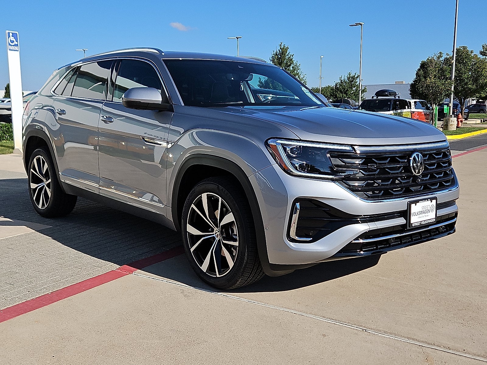 2026 Volkswagen Atlas Cross Sport 2.0T SEL Premium R-Line