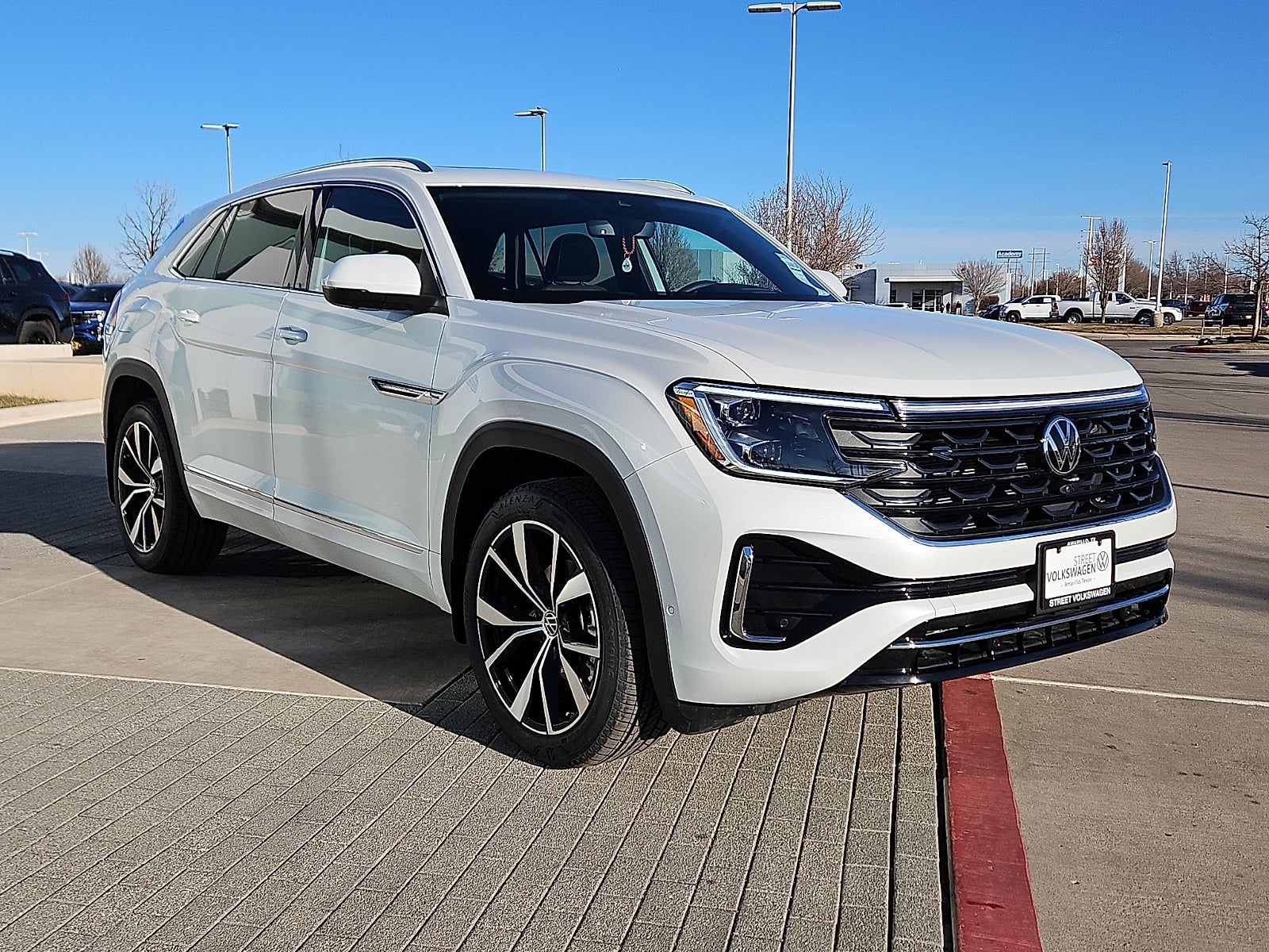 2026 Volkswagen Atlas Cross Sport 2.0T SEL Premium R-Line