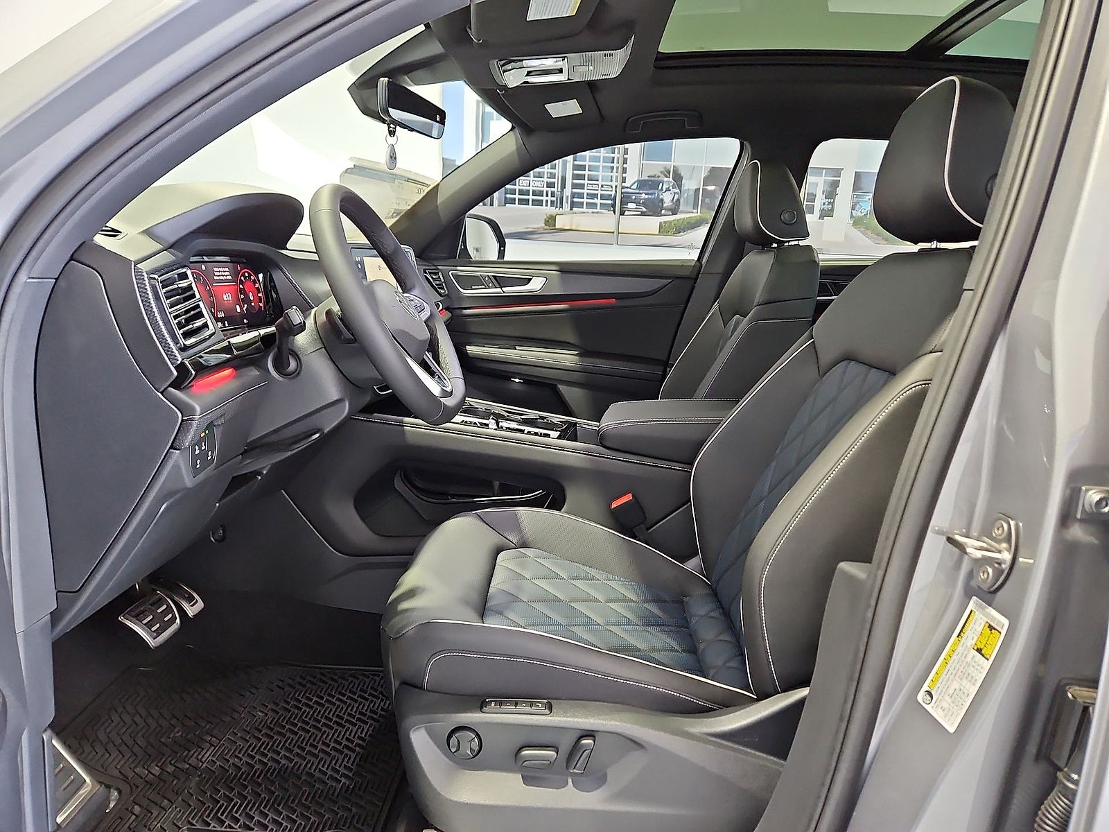 2026 Volkswagen Atlas Cross Sport SEL Premium R-Line