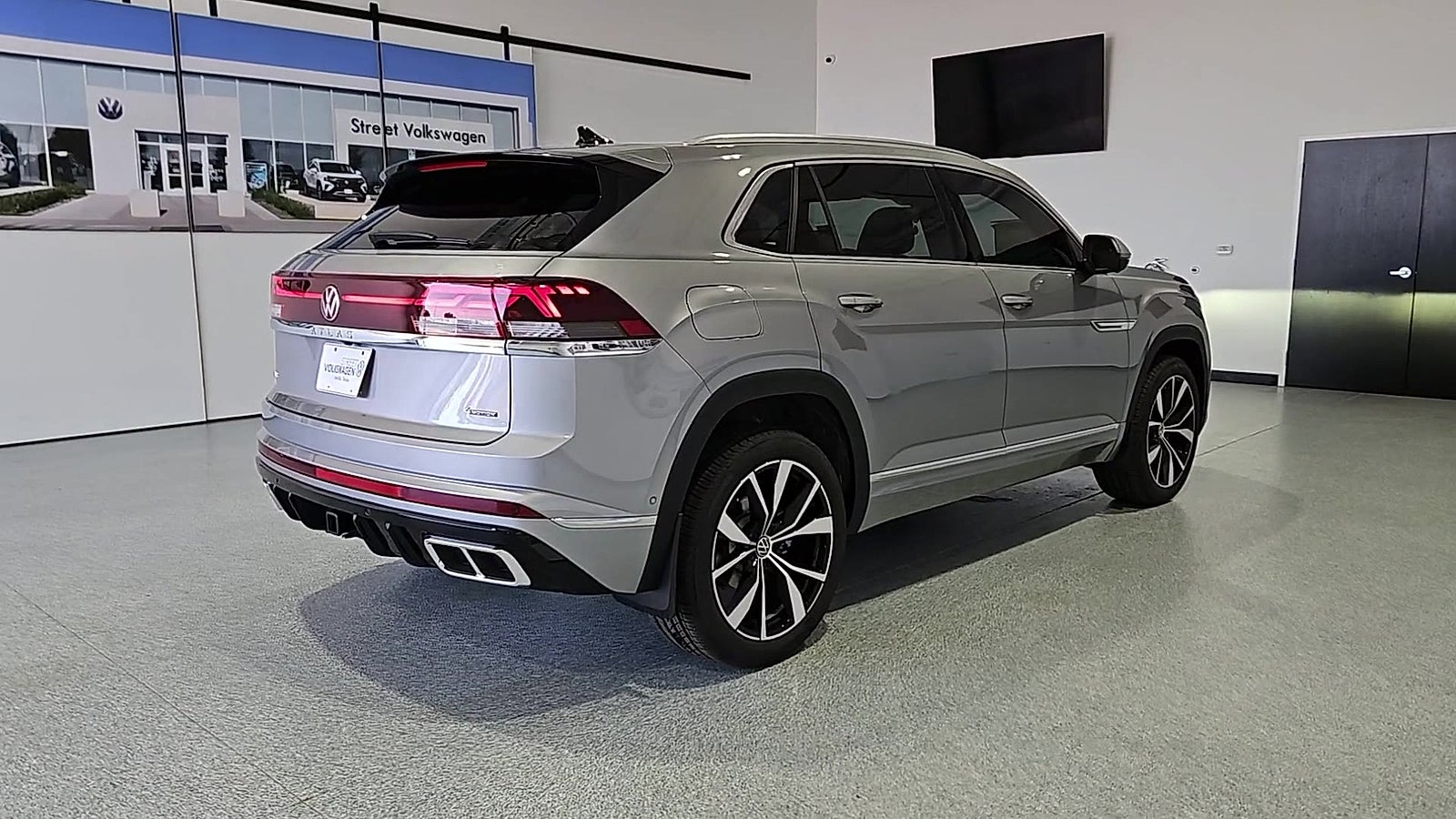 2026 Volkswagen Atlas Cross Sport SEL Premium R-Line