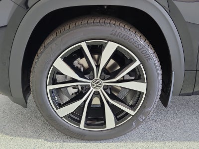2026 Volkswagen Atlas Cross Sport SEL Premium R-Line