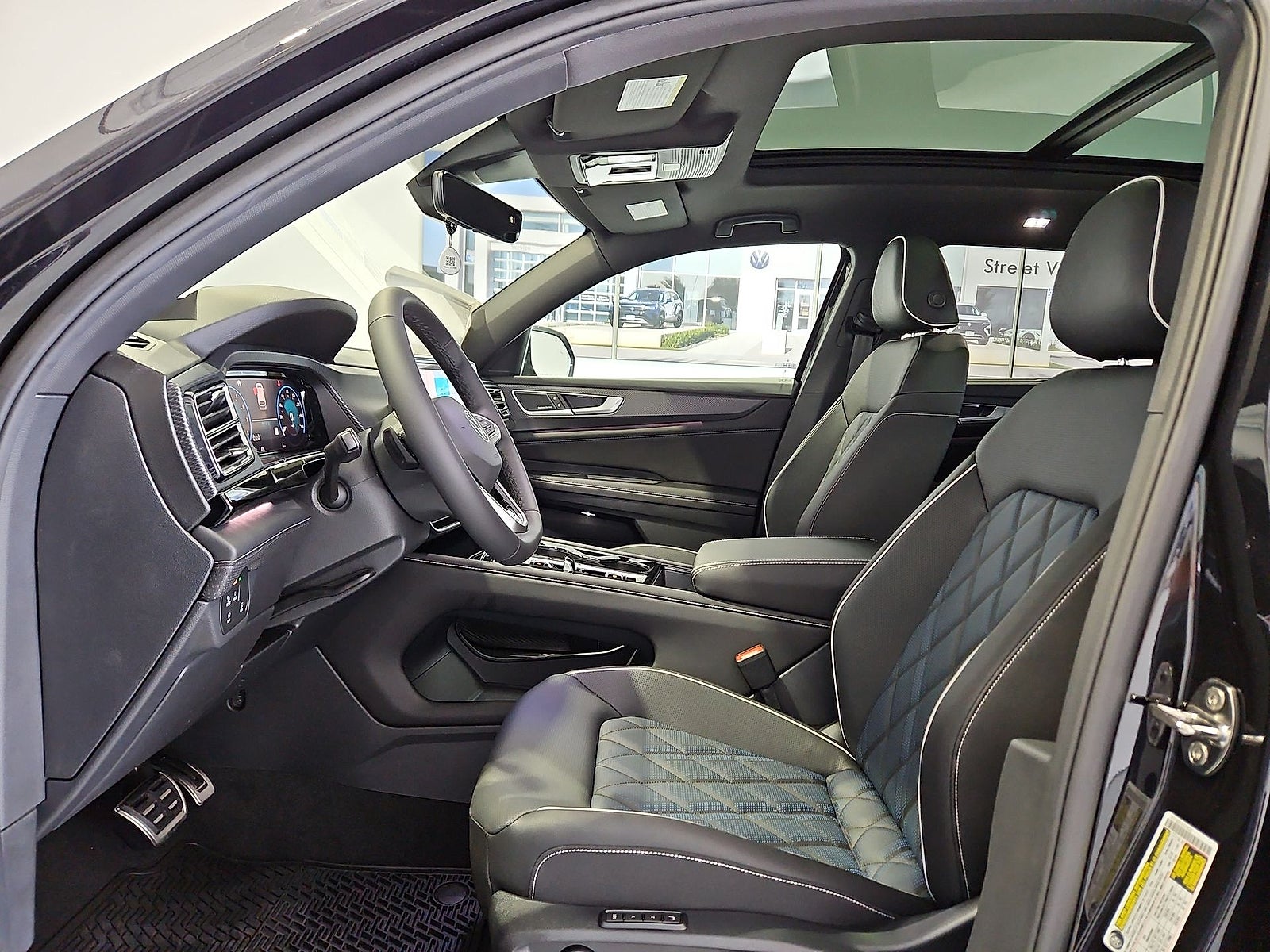 2026 Volkswagen Atlas Cross Sport SEL Premium R-Line