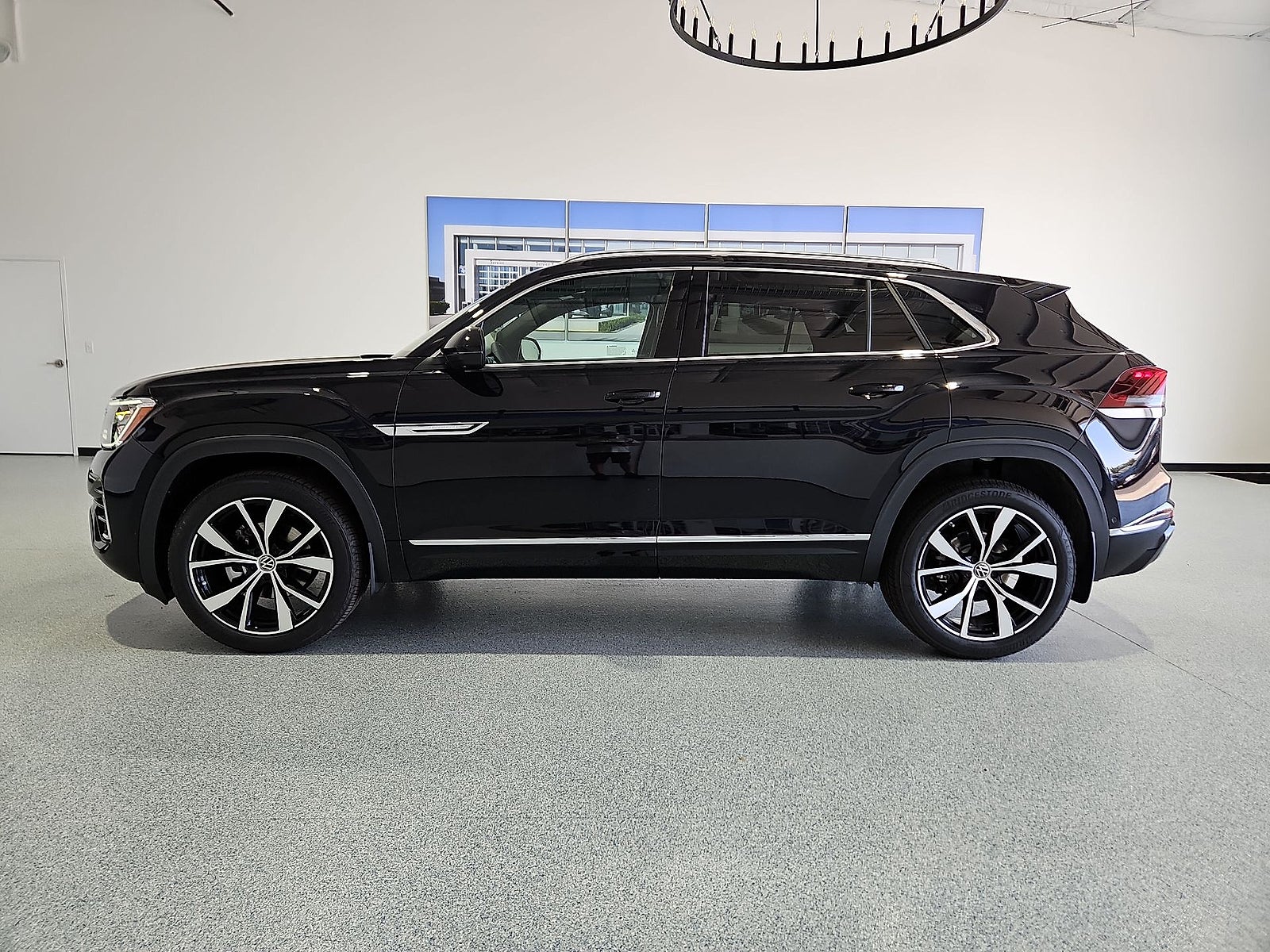 2026 Volkswagen Atlas Cross Sport SEL Premium R-Line