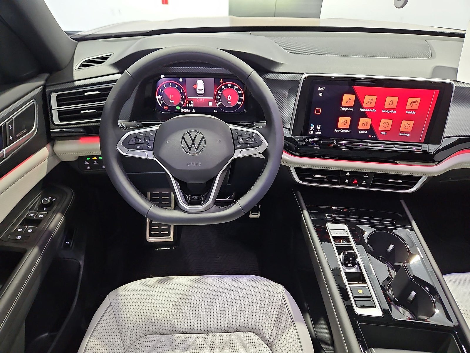2026 Volkswagen Atlas Cross Sport SEL Premium R-Line