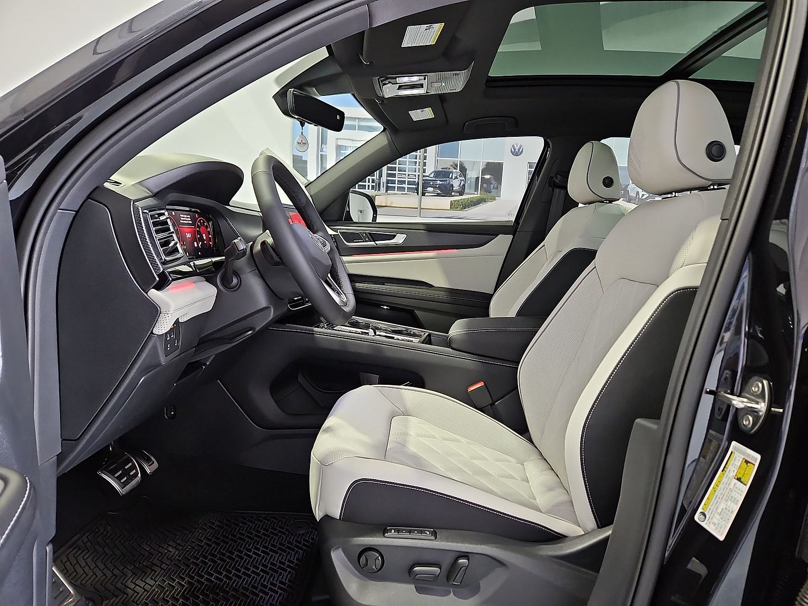 2026 Volkswagen Atlas Cross Sport SEL Premium R-Line