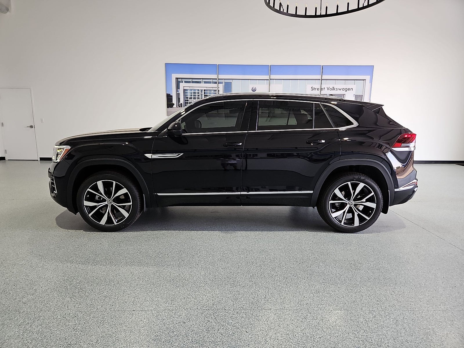2026 Volkswagen Atlas Cross Sport SEL Premium R-Line