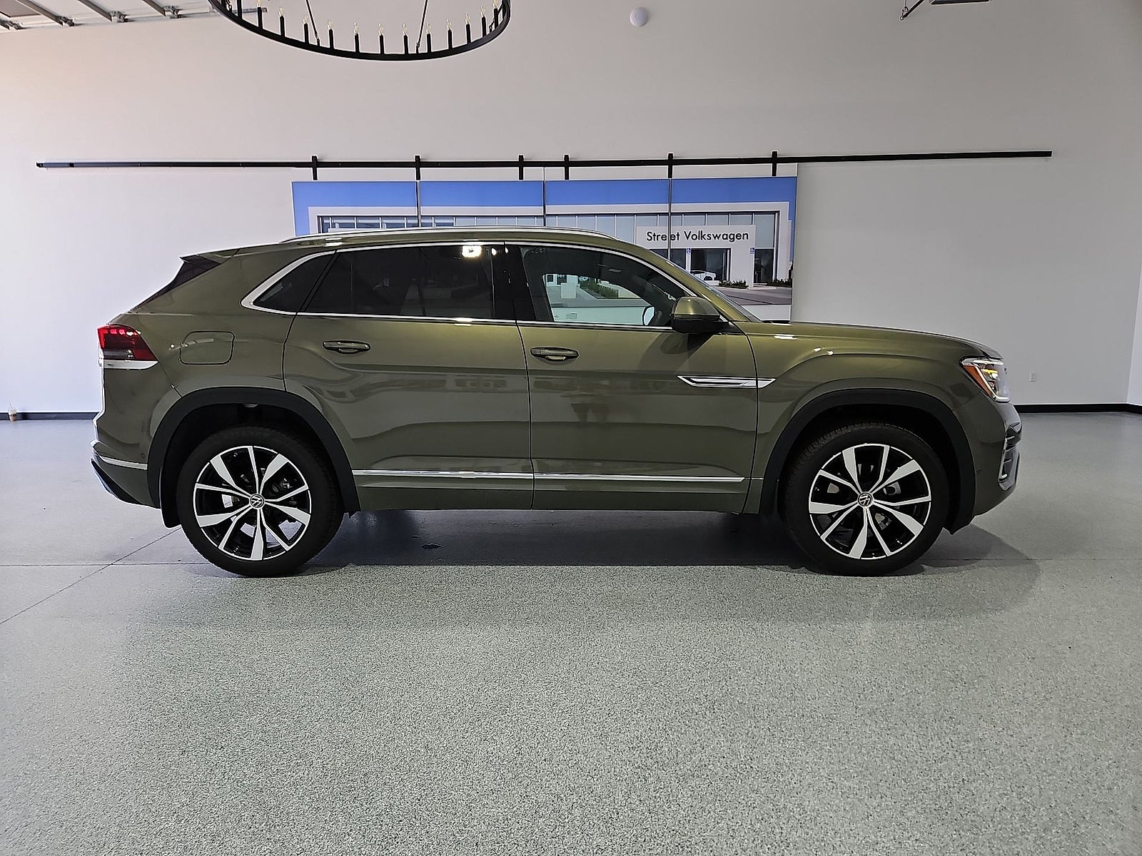 2026 Volkswagen Atlas Cross Sport SEL Premium R-Line