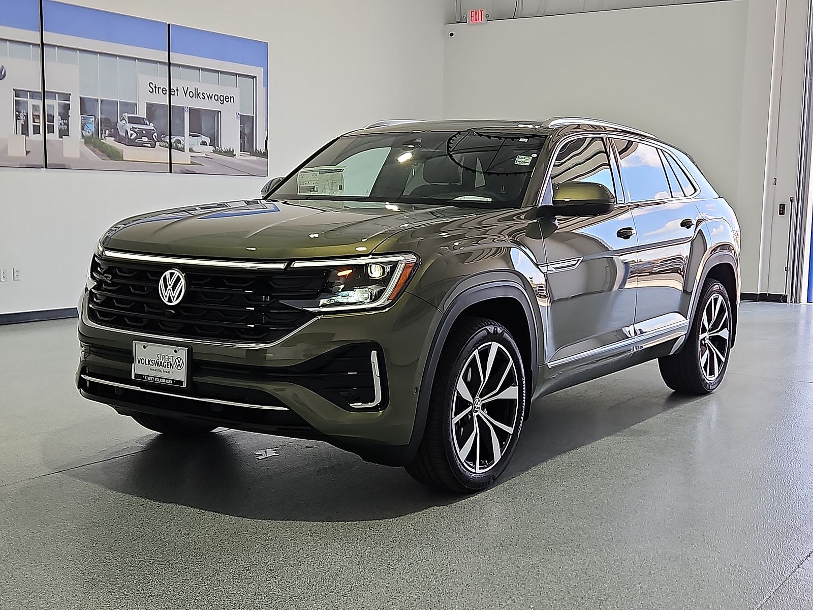 2026 Volkswagen Atlas Cross Sport SEL Premium R-Line