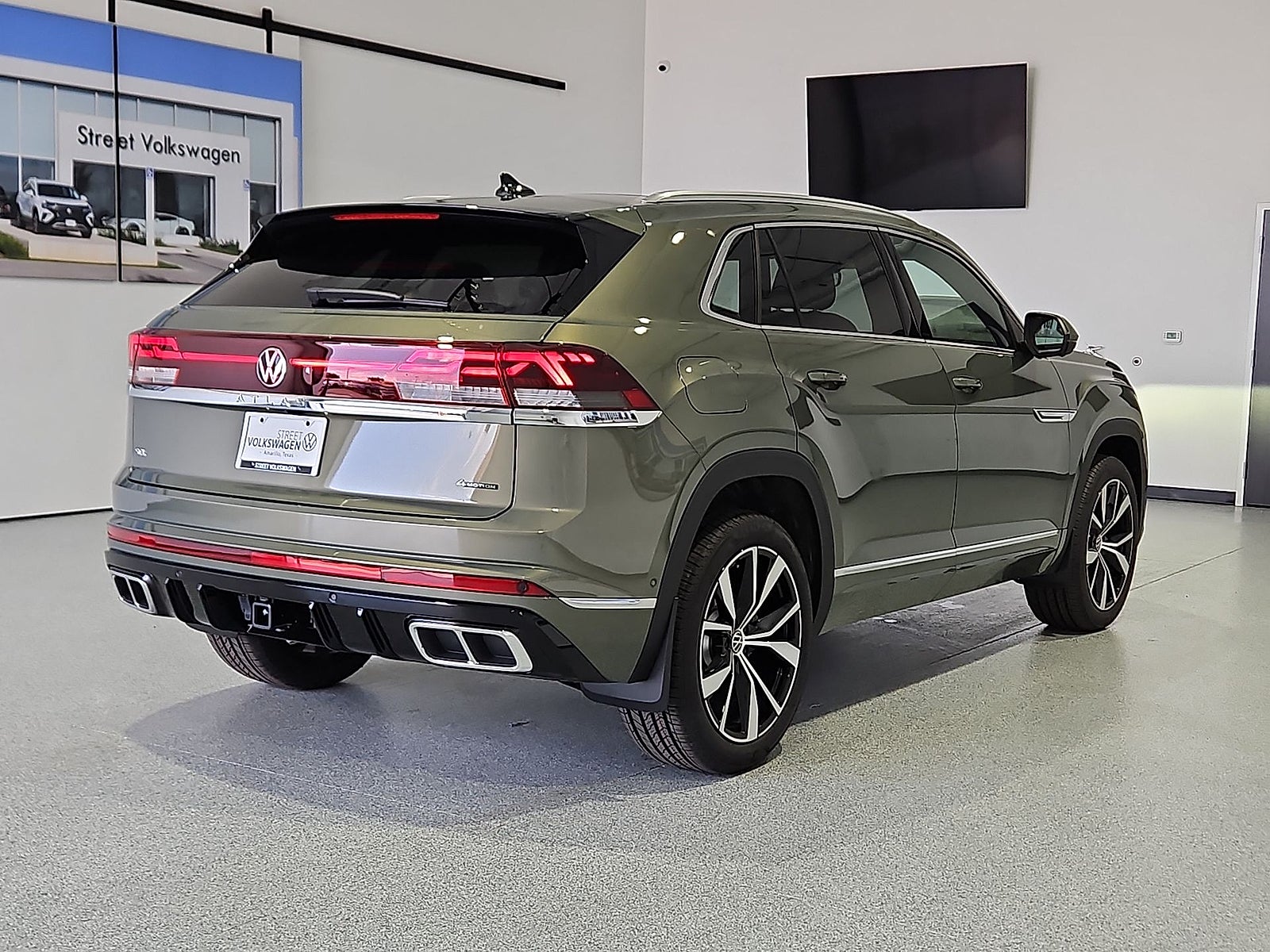 2026 Volkswagen Atlas Cross Sport SEL Premium R-Line