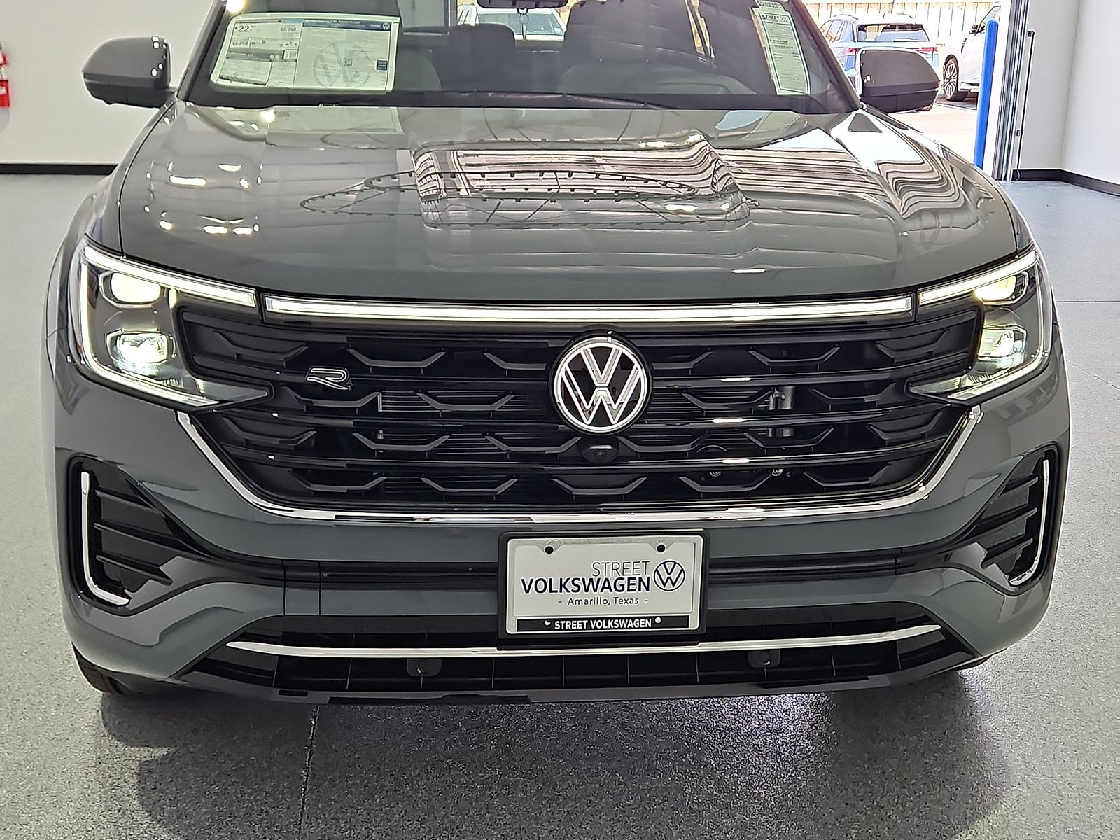 2026 Volkswagen Atlas Cross Sport SEL Premium R-Line