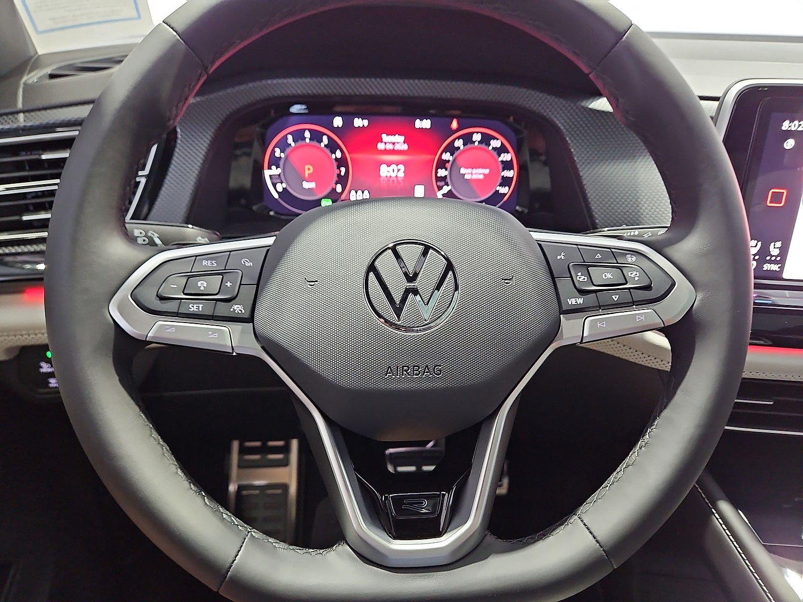 2026 Volkswagen Atlas Cross Sport SEL Premium R-Line