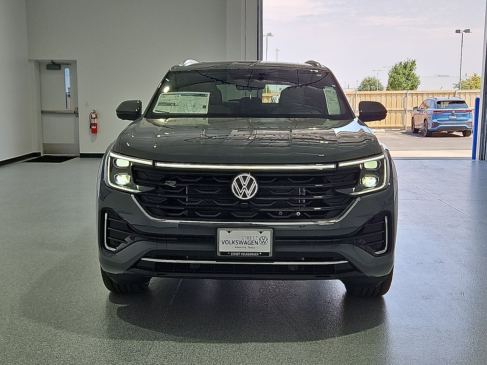 2026 Volkswagen Atlas Cross Sport SEL Premium R-Line