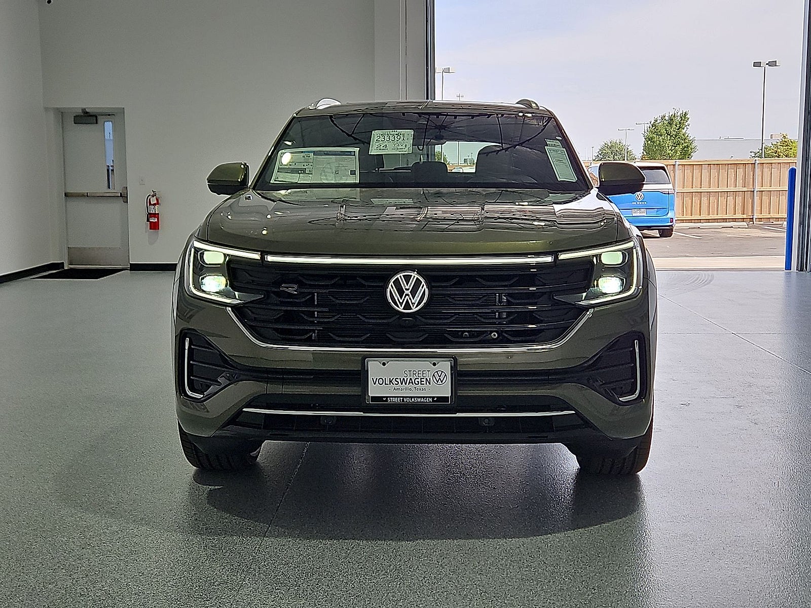 2026 Volkswagen Atlas Cross Sport SEL Premium R-Line