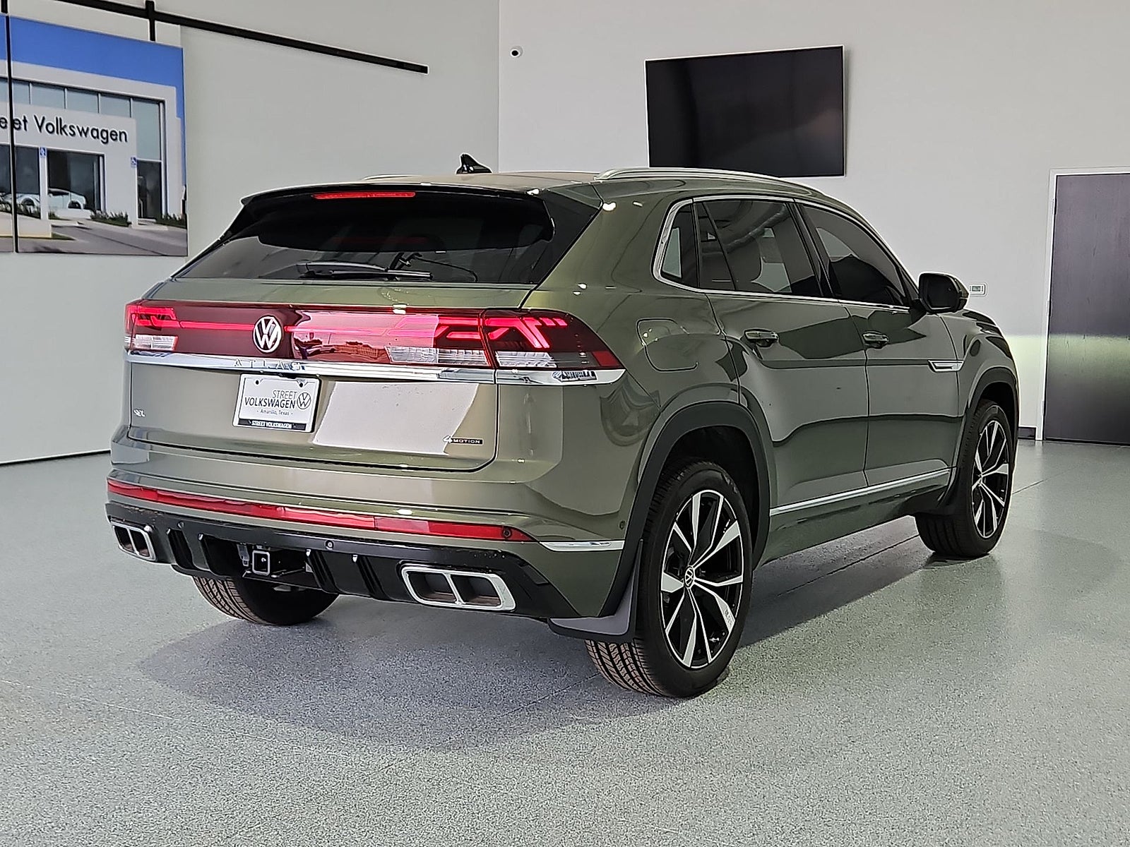 2026 Volkswagen Atlas Cross Sport SEL Premium R-Line