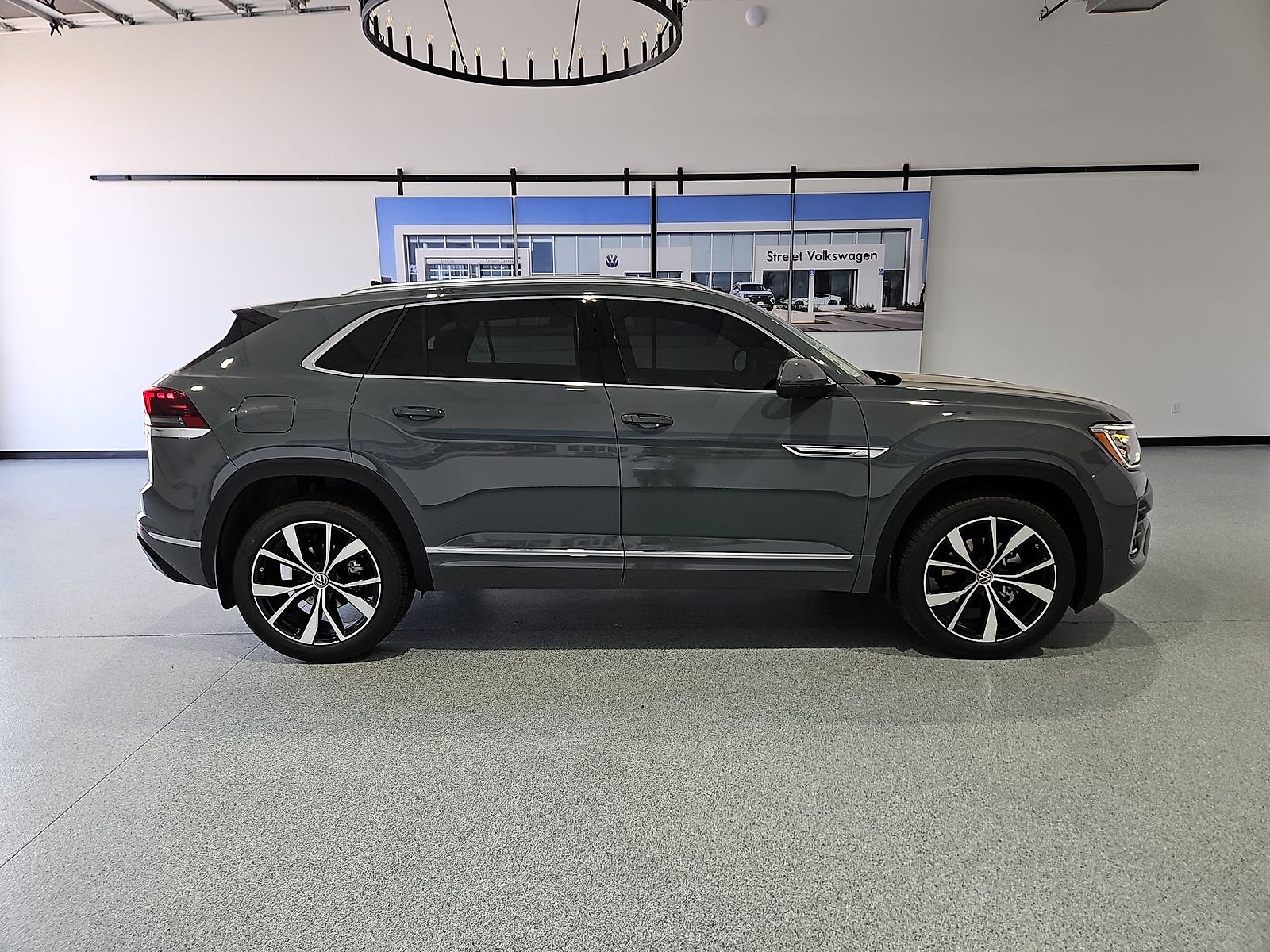 2026 Volkswagen Atlas Cross Sport SEL Premium R-Line