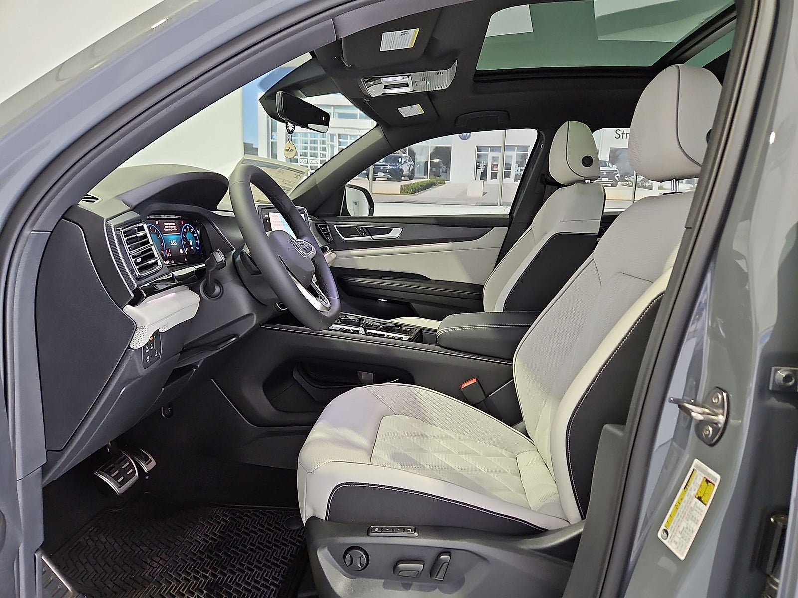 2026 Volkswagen Atlas Cross Sport SEL Premium R-Line
