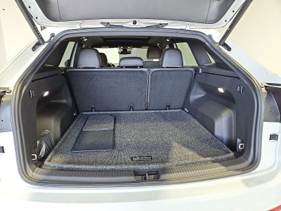2026 Volkswagen Atlas Cross Sport SEL Premium R-Line