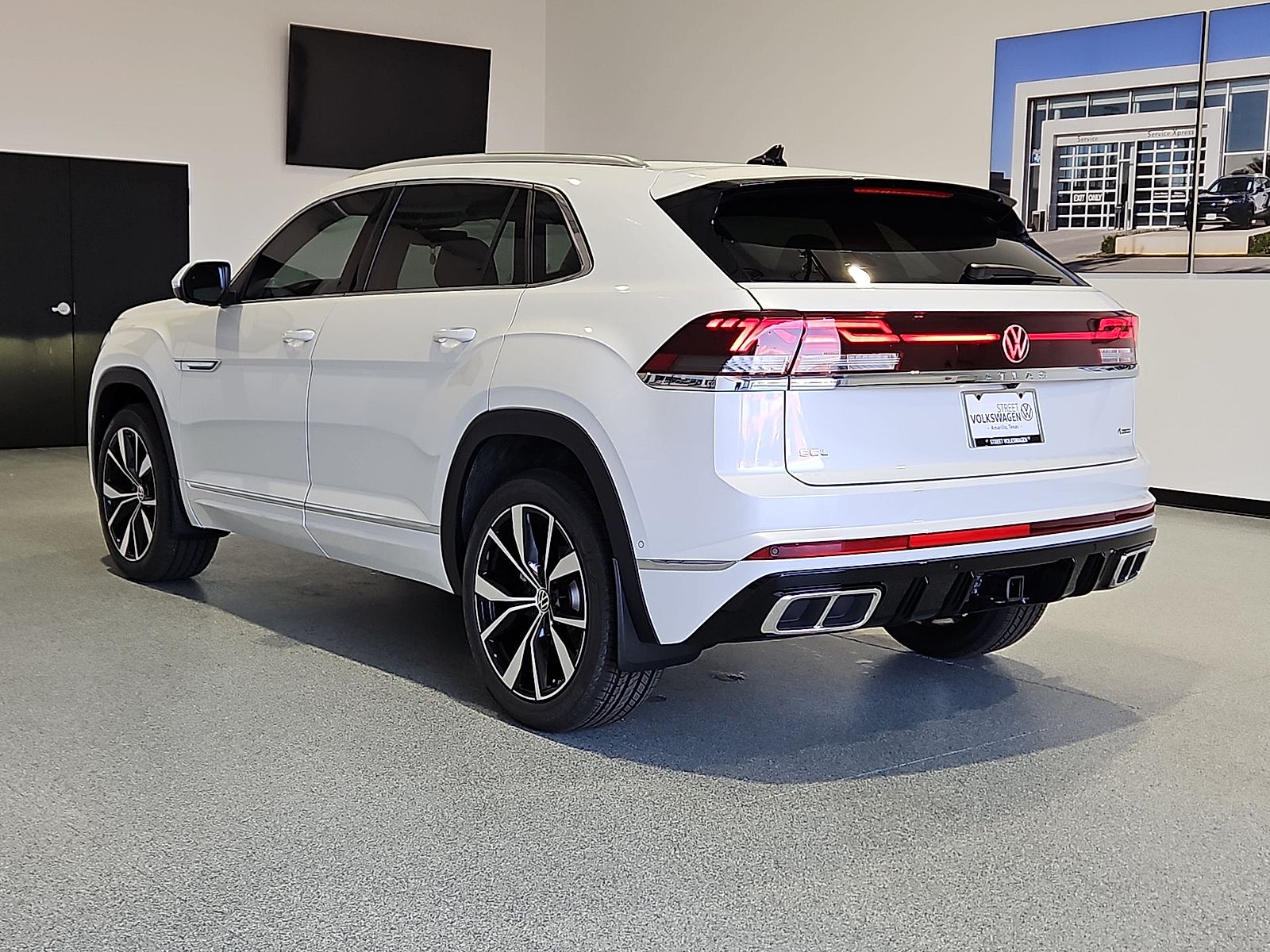 2026 Volkswagen Atlas Cross Sport SEL Premium R-Line
