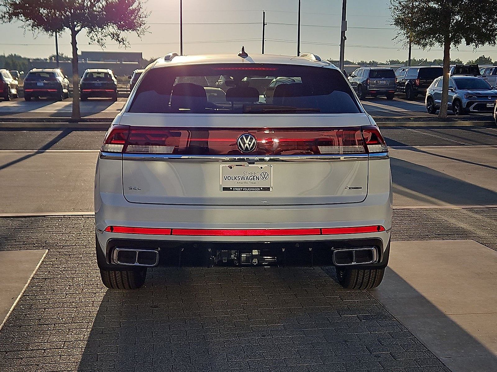 2026 Volkswagen Atlas Cross Sport SEL Premium R-Line