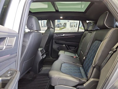 2026 Volkswagen Atlas Cross Sport SEL Premium R-Line