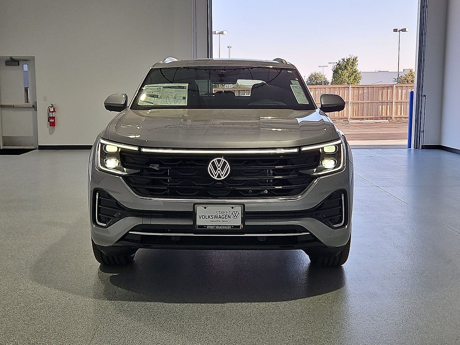 2026 Volkswagen Atlas Cross Sport SEL Premium R-Line