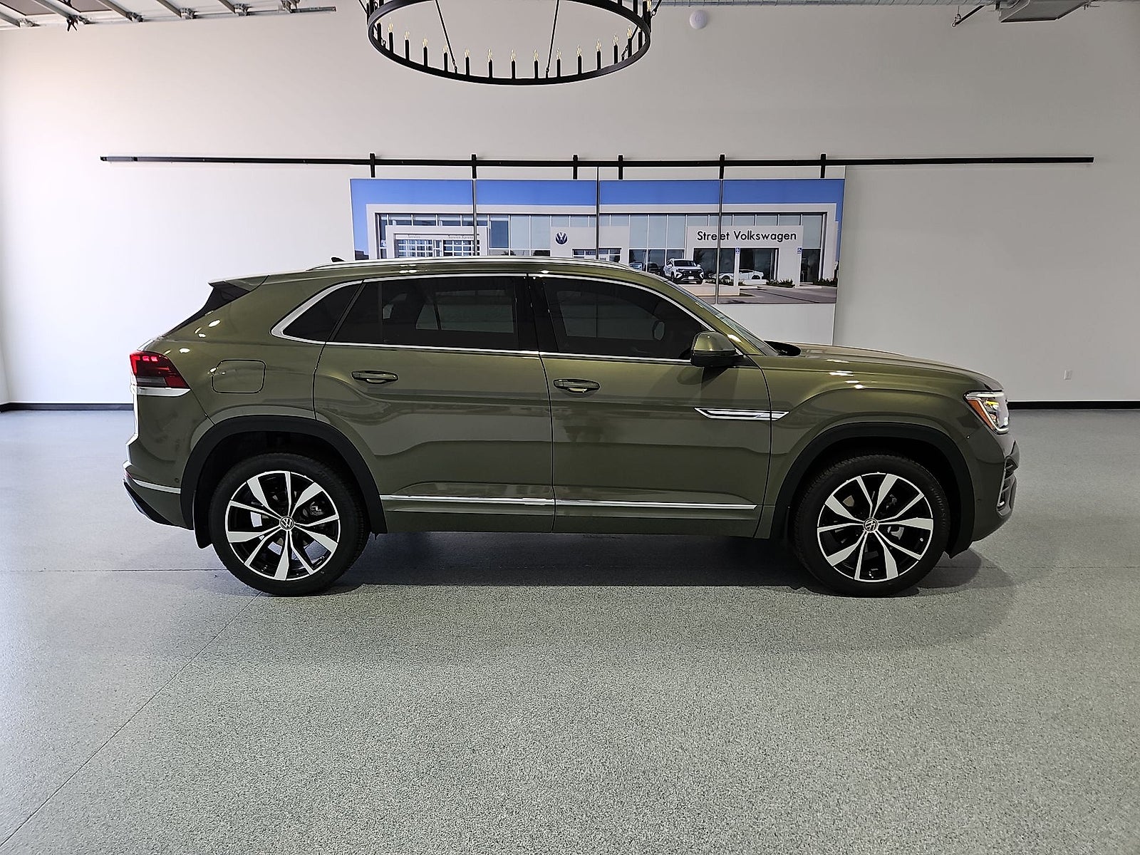 2026 Volkswagen Atlas Cross Sport SEL Premium R-Line