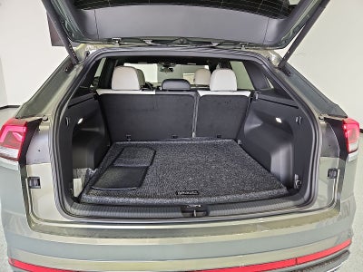 2026 Volkswagen Atlas Cross Sport SEL Premium R-Line