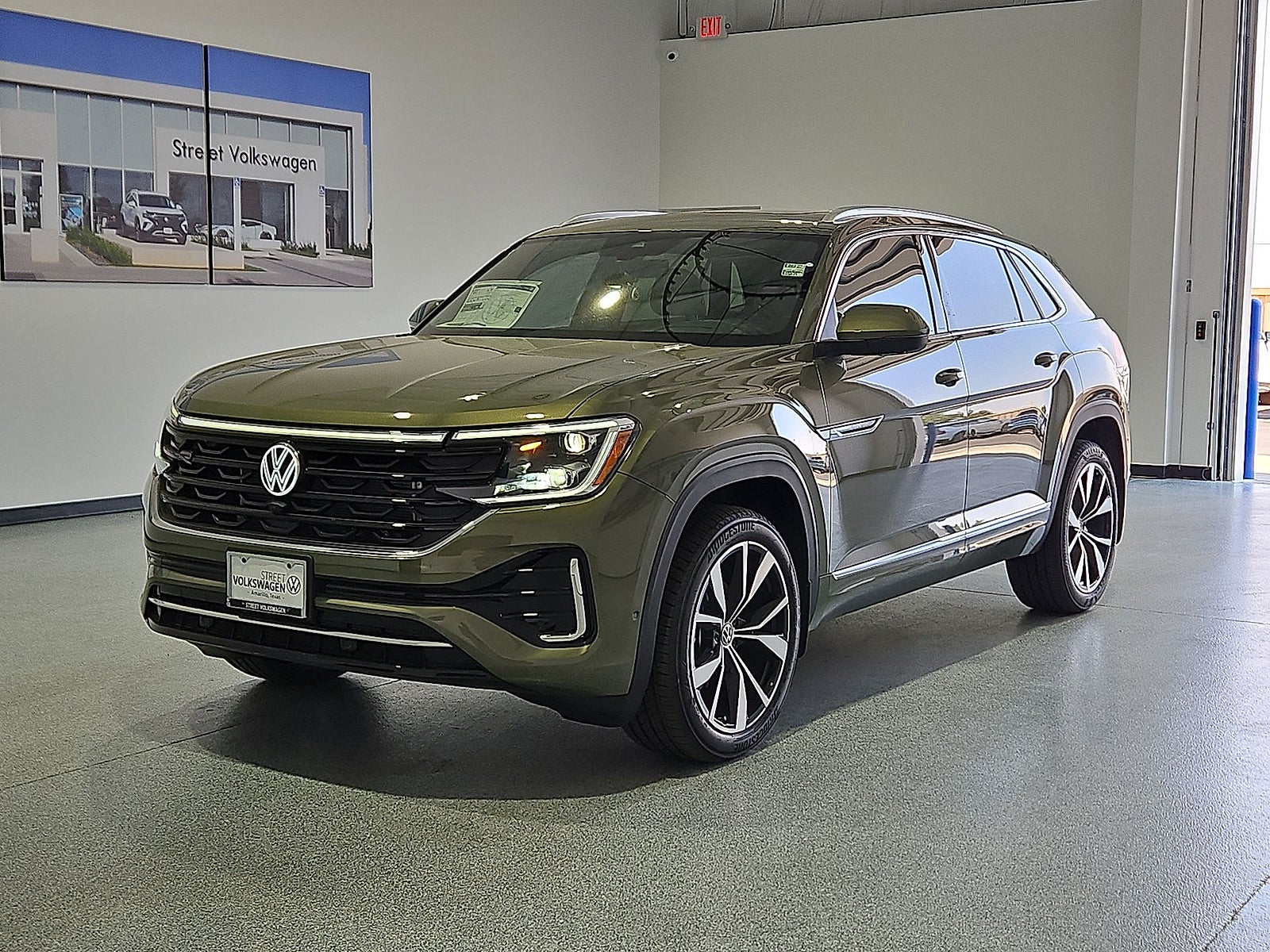 2026 Volkswagen Atlas Cross Sport SEL Premium R-Line