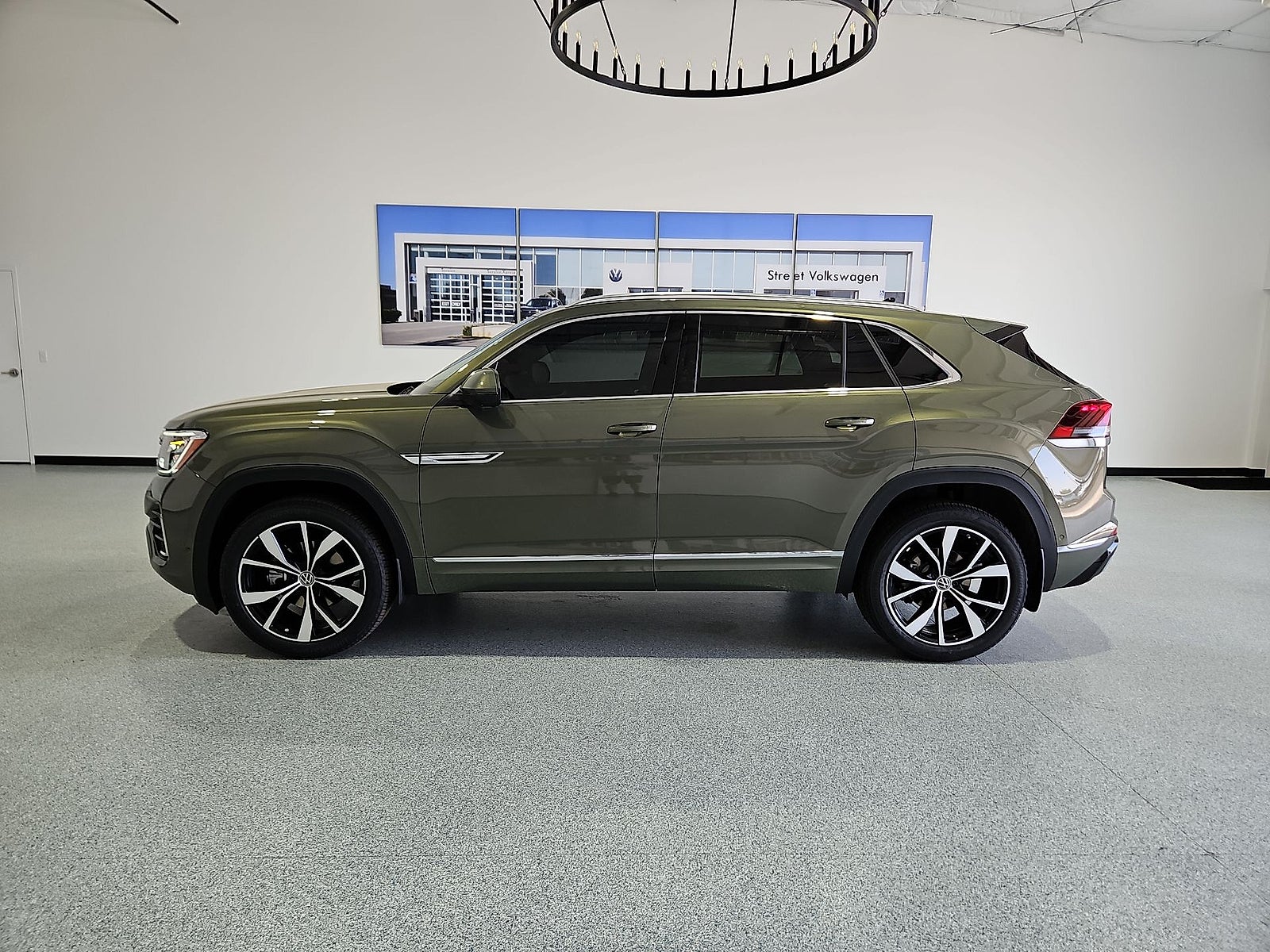 2026 Volkswagen Atlas Cross Sport SEL Premium R-Line