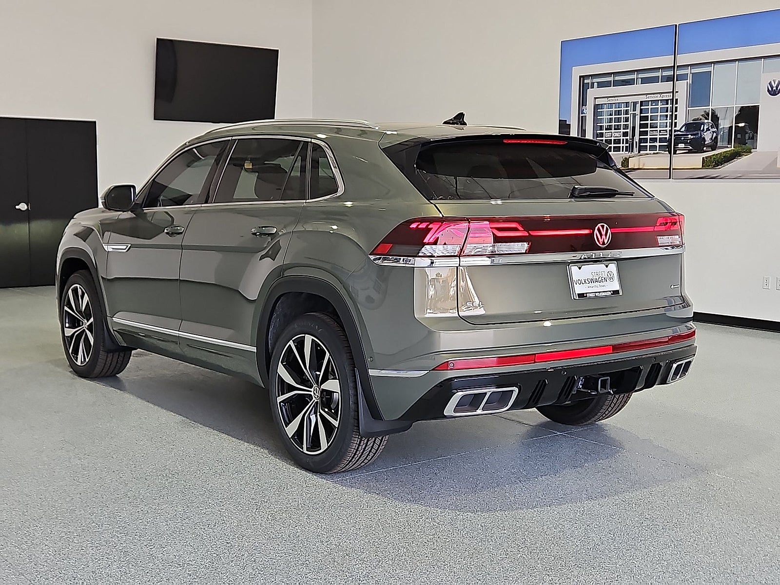2026 Volkswagen Atlas Cross Sport SEL Premium R-Line