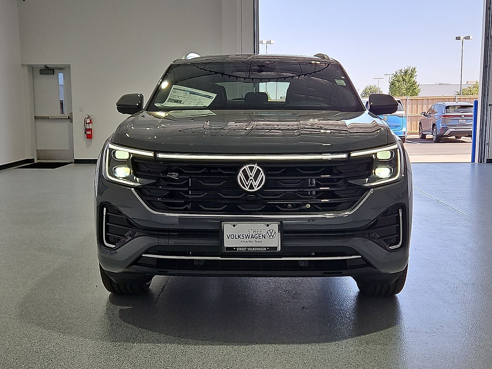 2026 Volkswagen Atlas Cross Sport SEL Premium R-Line