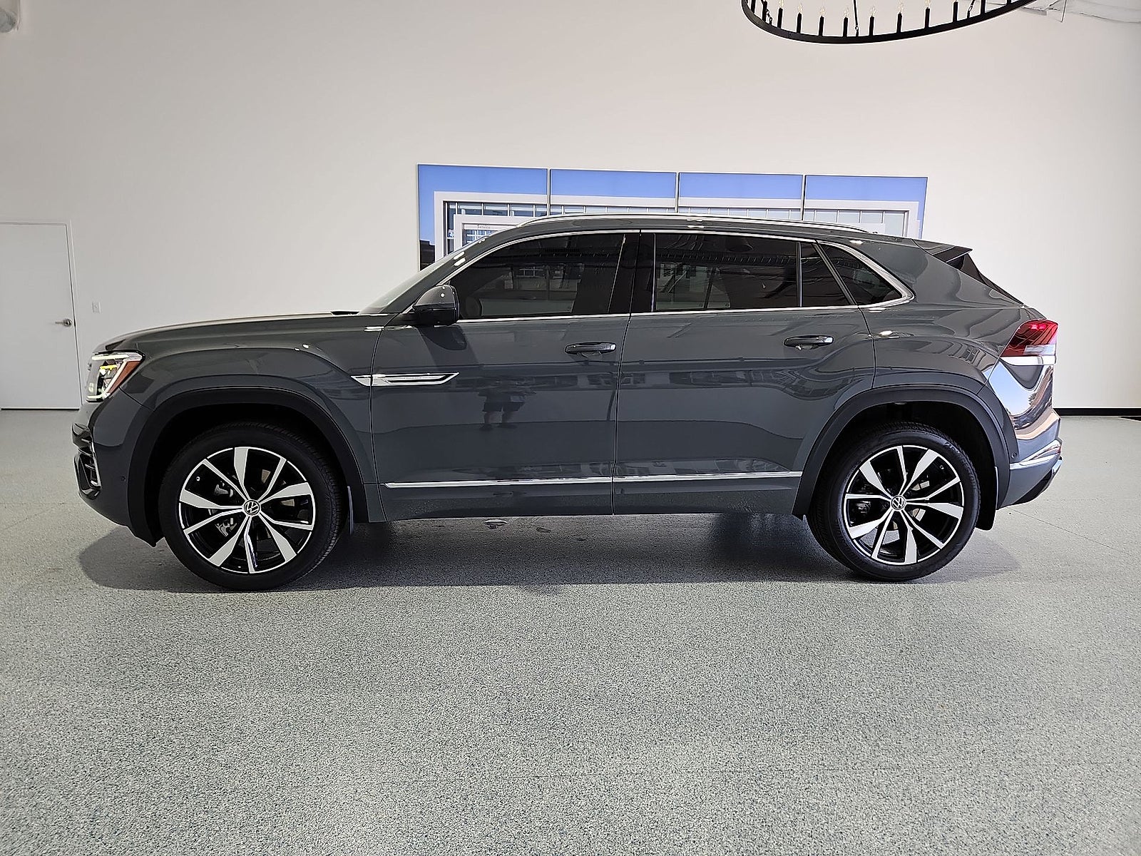 2026 Volkswagen Atlas Cross Sport SEL Premium R-Line