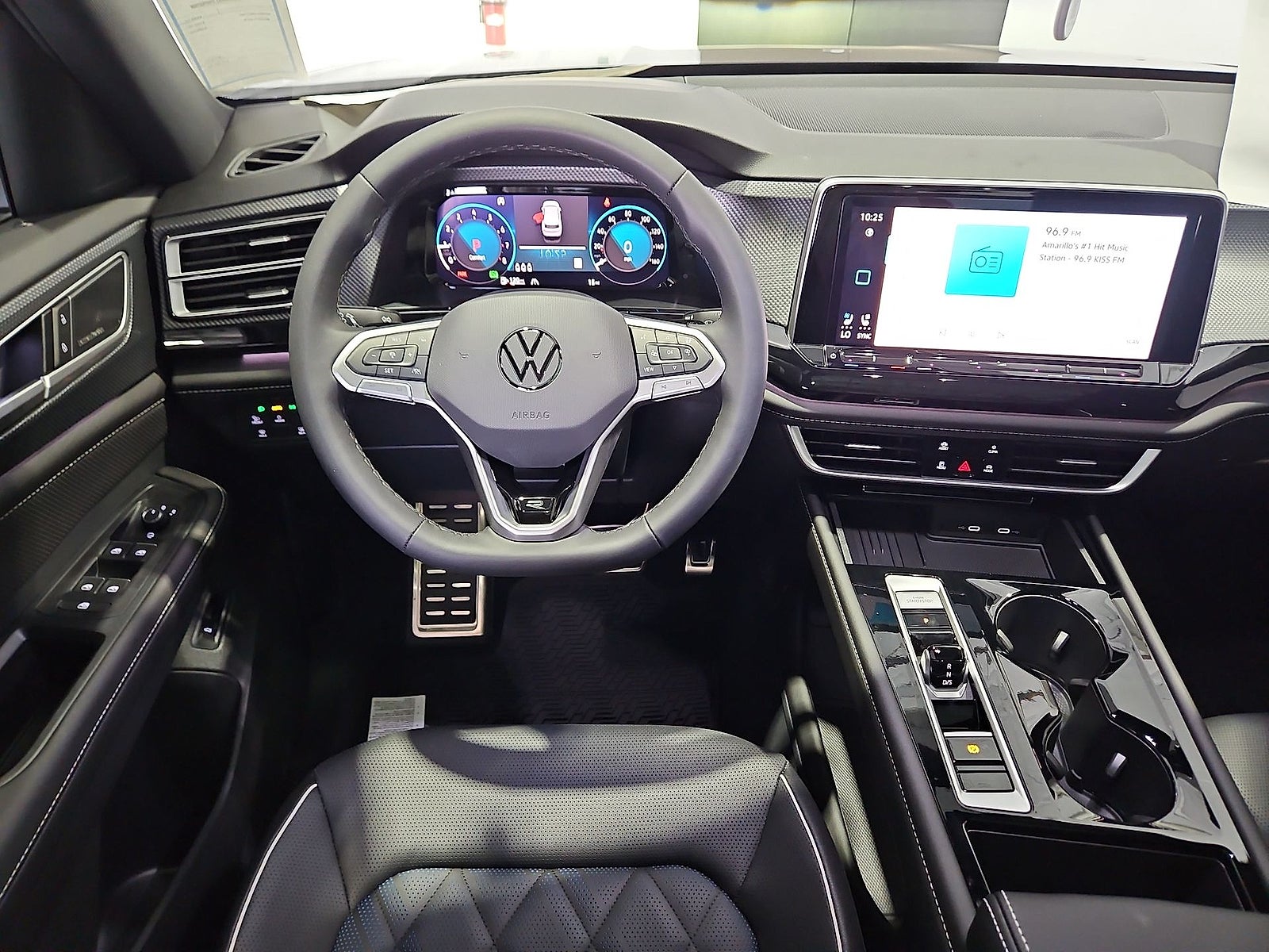 2026 Volkswagen Atlas Cross Sport SEL Premium R-Line
