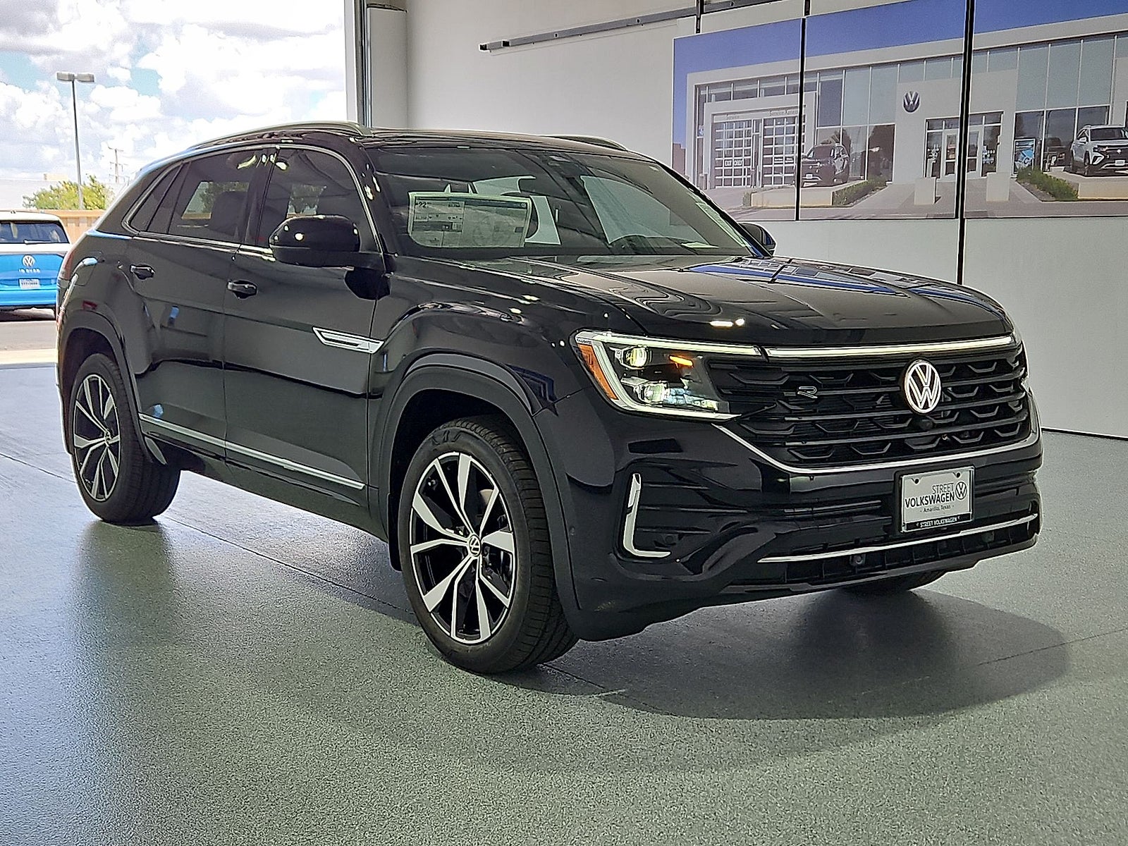 2026 Volkswagen Atlas Cross Sport SEL Premium R-Line