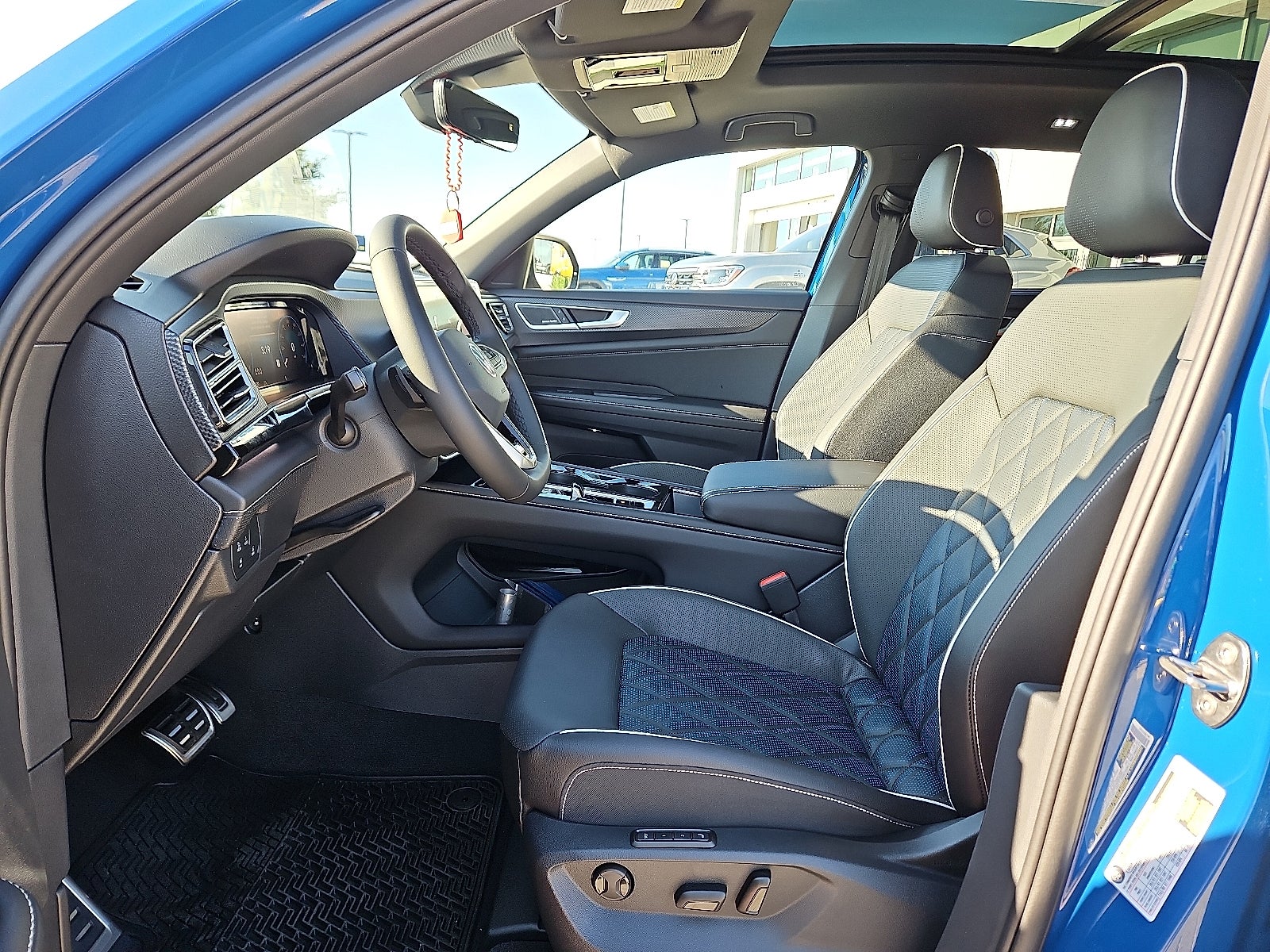 2026 Volkswagen Atlas Cross Sport 2.0T SEL Premium R-Line