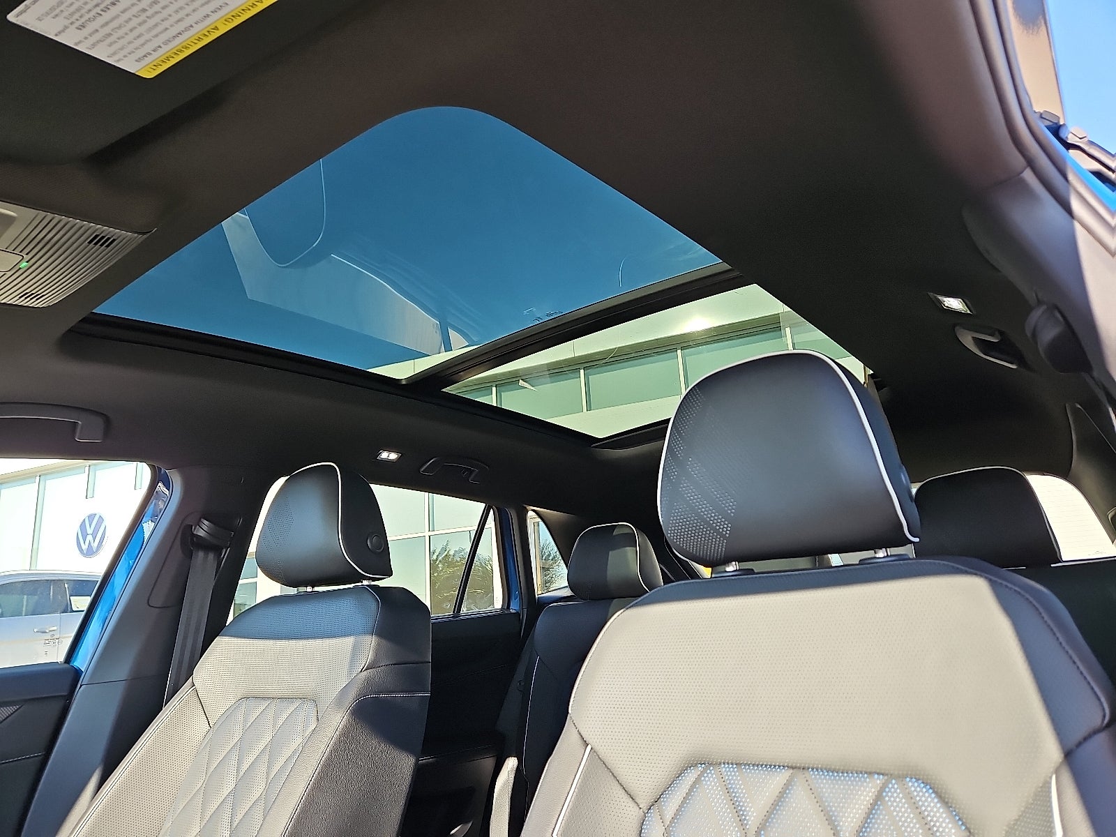 2026 Volkswagen Atlas Cross Sport 2.0T SEL Premium R-Line