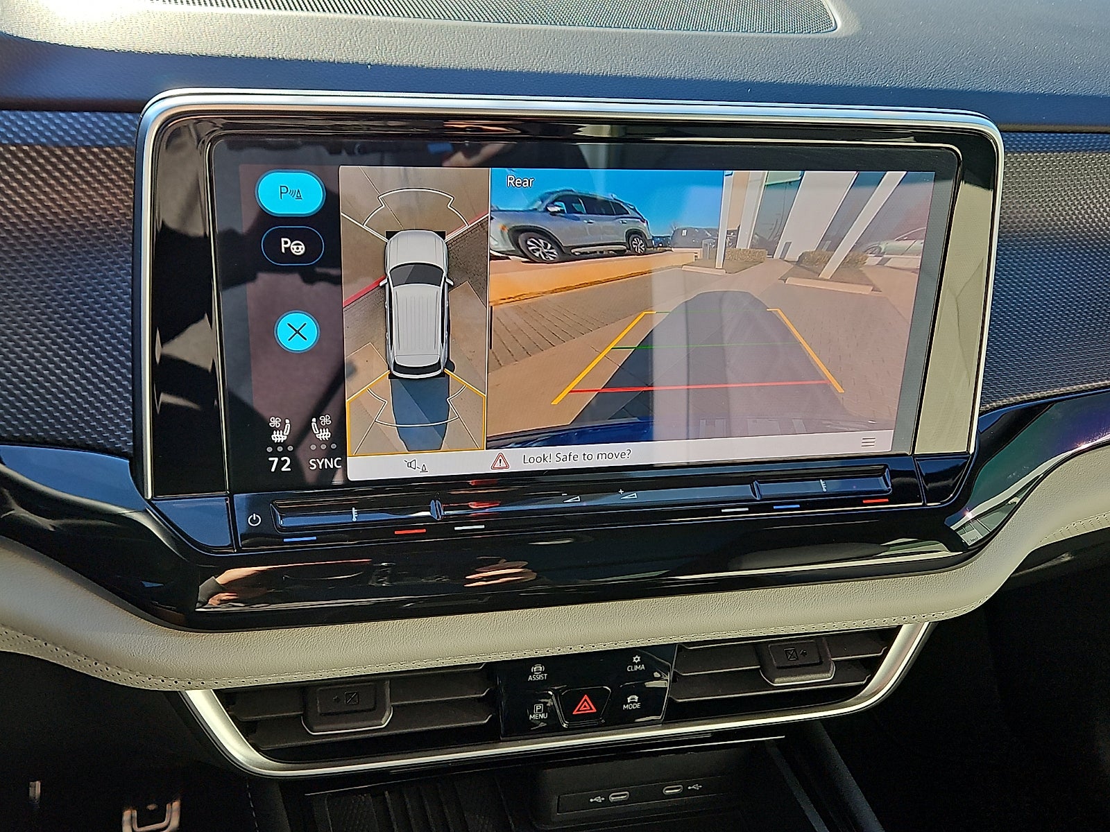 2025 Volkswagen Atlas Cross Sport 2.0T SEL Premium R-Line